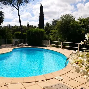 Le Relais Des Lavandins Hotel Le Muy
